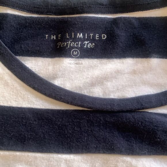 The Limited Perfect Tee Navy Blue Striped T-Shirt Cap Sleeve Medium Nautical - Picture 3 of 6